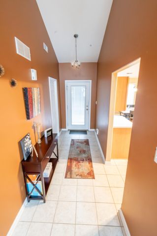 130 Polly Lane, Hobart, IN 46342