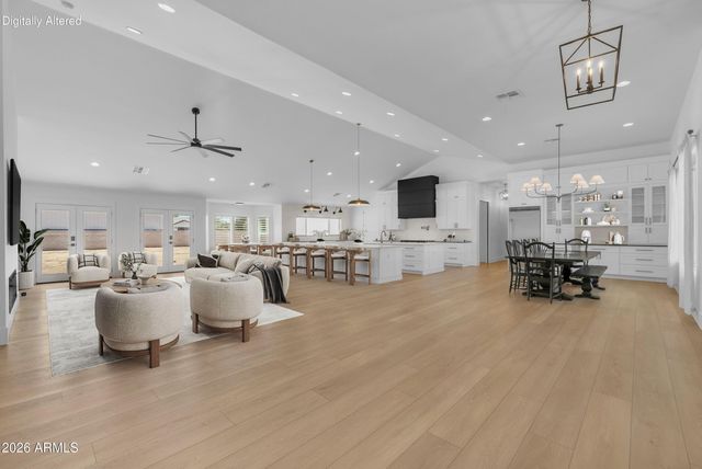 2265 E BONANZA Road, Gilbert, AZ 85297