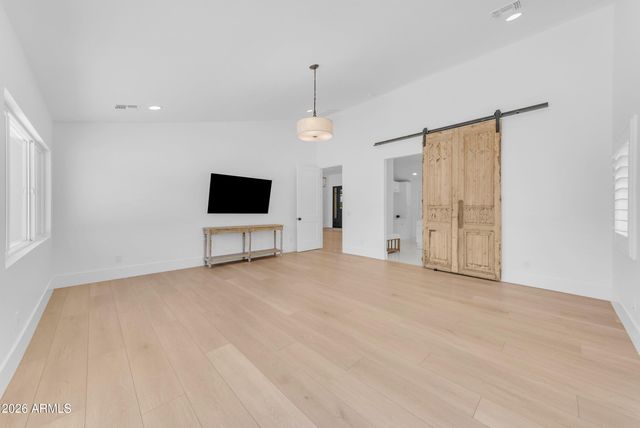 2265 E BONANZA Road, Gilbert, AZ 85297