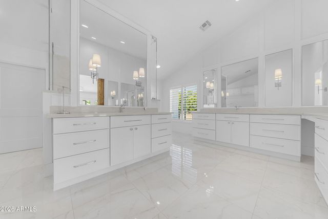 2265 E BONANZA Road, Gilbert, AZ 85297
