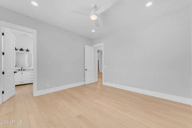 2265 E BONANZA Road, Gilbert, AZ 85297