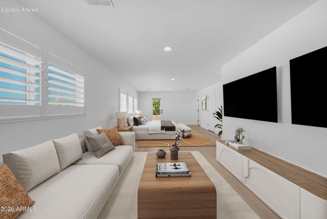 2265 E BONANZA Road, Gilbert, AZ 85297