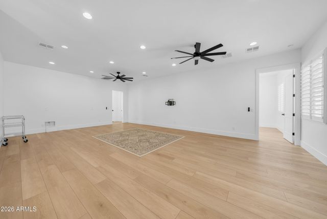 2265 E BONANZA Road, Gilbert, AZ 85297
