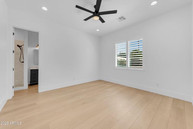 2265 E BONANZA Road, Gilbert, AZ 85297