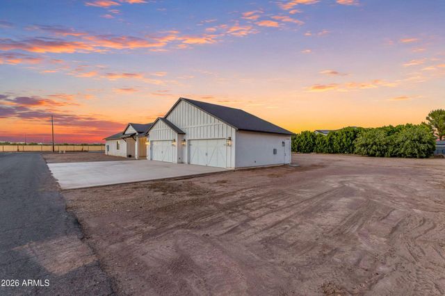 2265 E BONANZA Road, Gilbert, AZ 85297