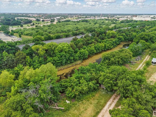 1205 N Mill Street, Lewisville, TX 75057