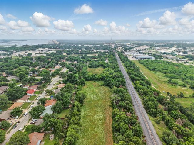 1205 N Mill Street, Lewisville, TX 75057