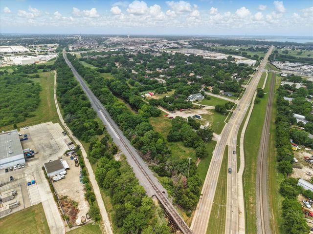 1205 N Mill Street, Lewisville, TX 75057