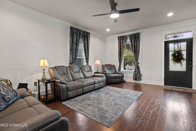 13090 Pine Valley Lane, Biloxi, MS 39532