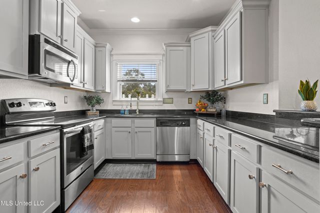 13090 Pine Valley Lane, Biloxi, MS 39532