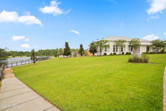 13090 Pine Valley Lane, Biloxi, MS 39532