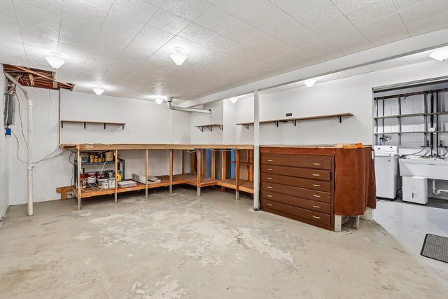 9329 W Fairlane COURT, Milwaukee, WI 53224