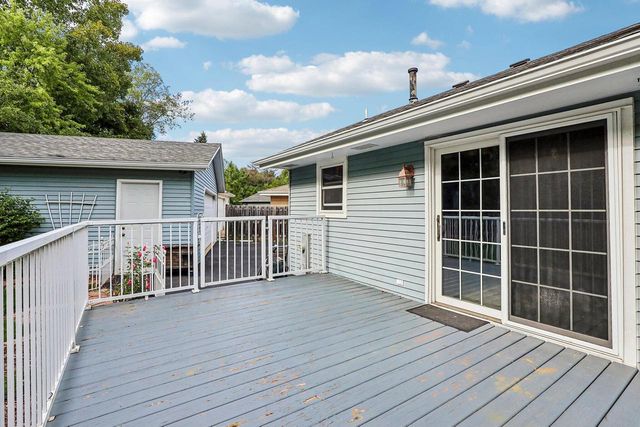 9329 W Fairlane COURT, Milwaukee, WI 53224