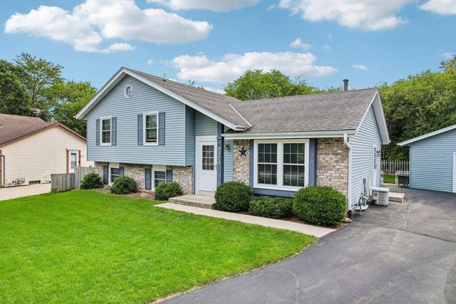 9329 W Fairlane COURT, Milwaukee, WI 53224