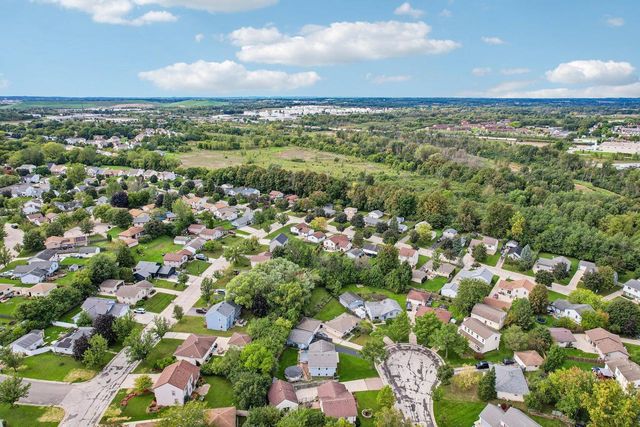 9329 W Fairlane COURT, Milwaukee, WI 53224
