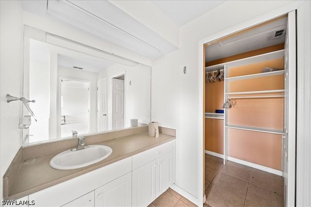 1019 Angelo AVE, Lehigh Acres, FL 33971