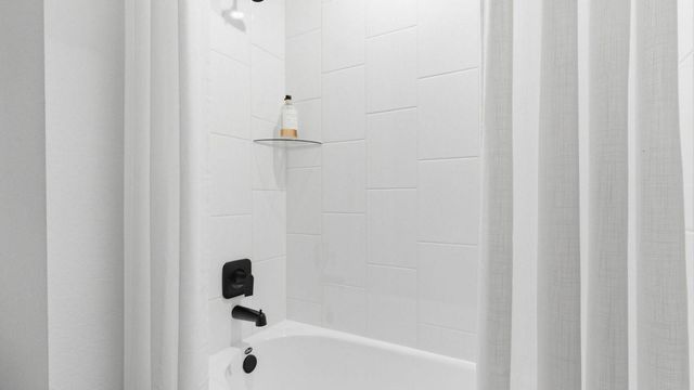 2507 Friendswood Drive, Friendswood, TX 77546