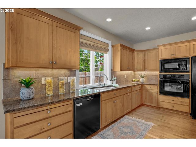 3434 DOUBLETREE St, Forest Grove, OR 97116