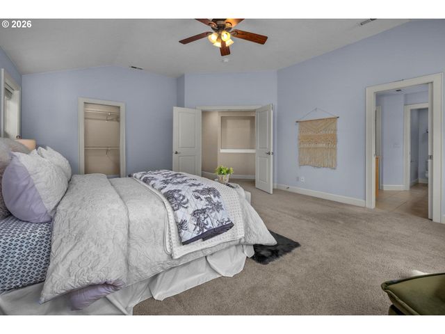 3434 DOUBLETREE St, Forest Grove, OR 97116