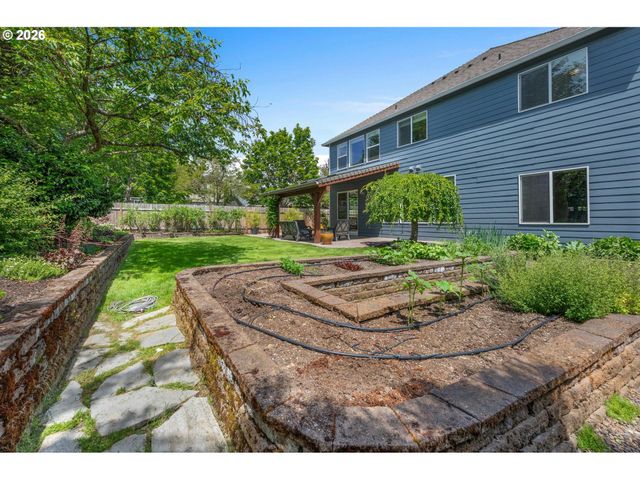3434 DOUBLETREE St, Forest Grove, OR 97116