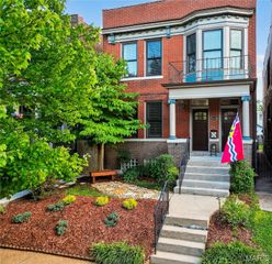 3434 Humphrey Street, St Louis, MO 63118