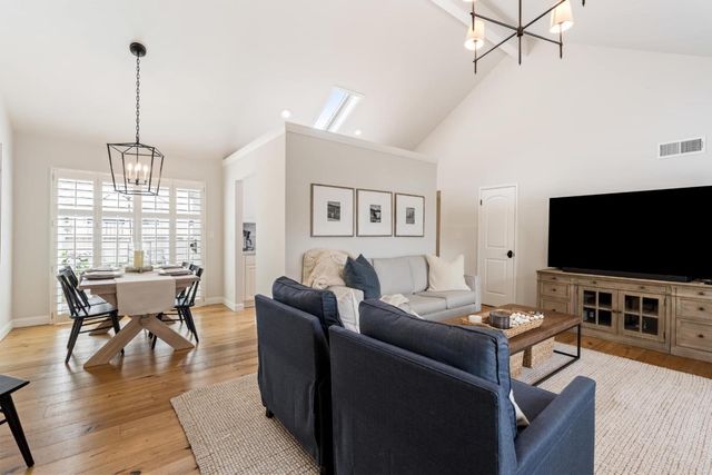 4000 Rio Road 49, Carmel, CA 93923