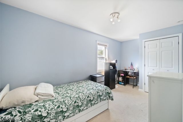 340 Marsan Dr, Carlstadt Boro, NJ 07072