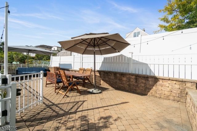 340 Marsan Dr, Carlstadt Boro, NJ 07072