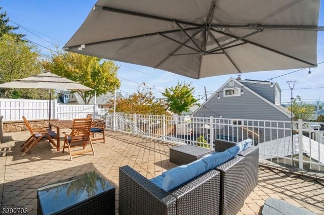 340 Marsan Dr, Carlstadt Boro, NJ 07072