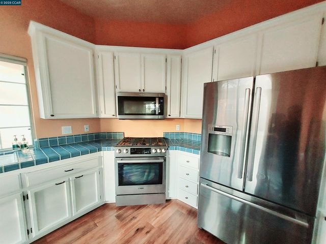 3080 Casadero Ct, Pleasanton, CA 94588