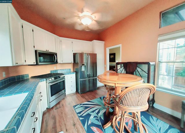 3080 Casadero Ct, Pleasanton, CA 94588