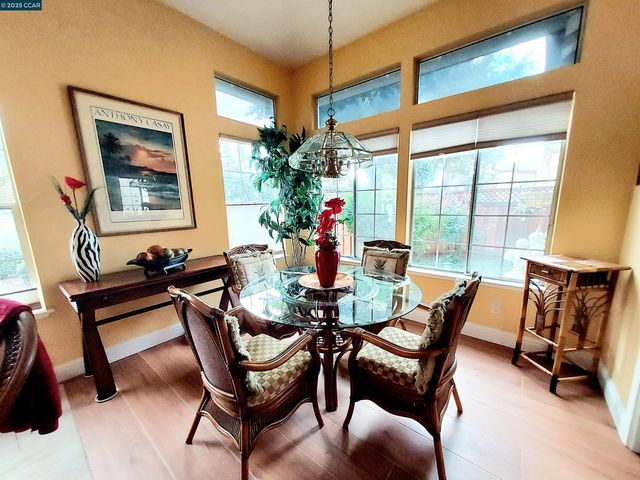 3080 Casadero Ct, Pleasanton, CA 94588