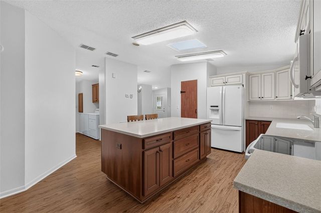 3318 WEKIVA ROAD, Tavares, FL 32778