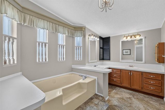3318 WEKIVA ROAD, Tavares, FL 32778