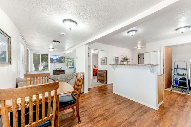 1004 Santa Fe Avenue SW, Albuquerque, NM 87102