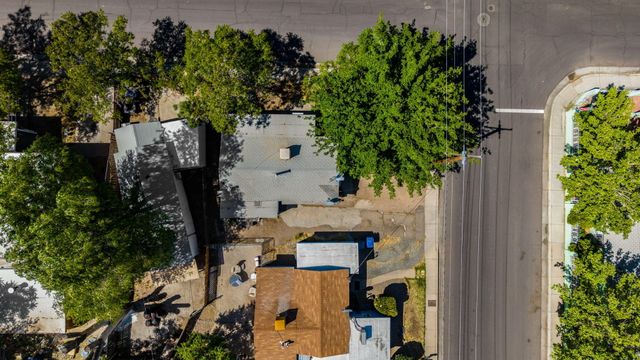 1004 Santa Fe Avenue SW, Albuquerque, NM 87102