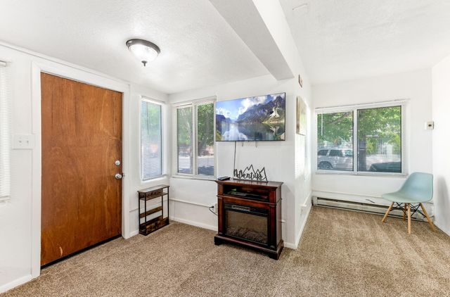 1004 Santa Fe Avenue SW, Albuquerque, NM 87102