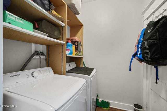 851 Central Parkway, Schenectady, NY 12309