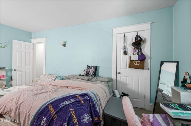 851 Central Parkway, Schenectady, NY 12309