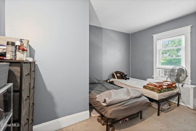 851 Central Parkway, Schenectady, NY 12309