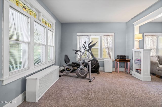 851 Central Parkway, Schenectady, NY 12309