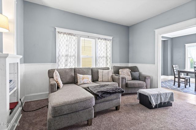 851 Central Parkway, Schenectady, NY 12309