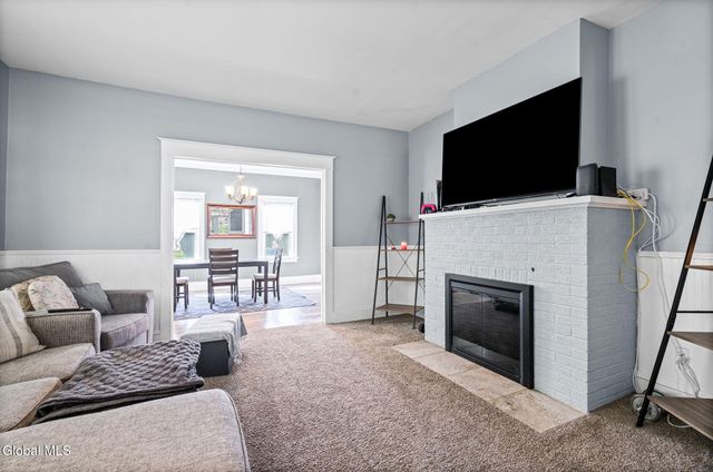851 Central Parkway, Schenectady, NY 12309