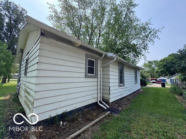 1720 E Cornell Avenue, Muncie, IN 47303