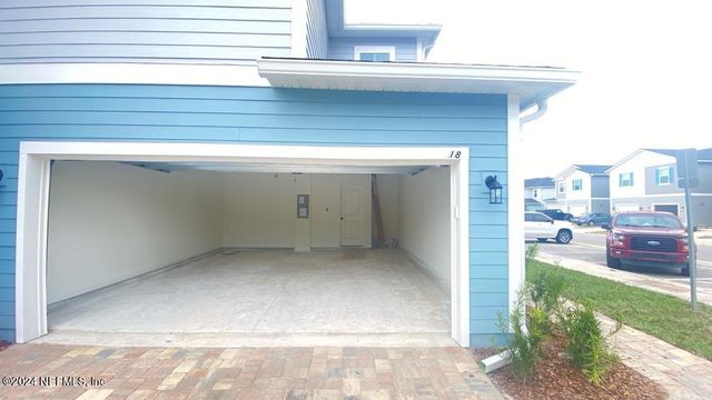 18 MELLOWOOD Lane, St. Augustine, FL 32092