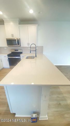 18 MELLOWOOD Lane, St. Augustine, FL 32092