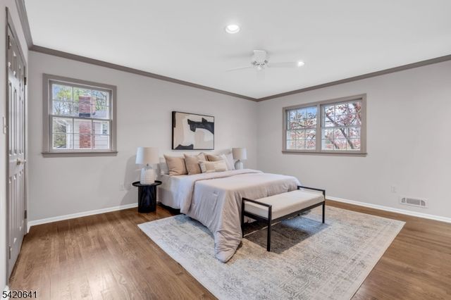 44 Manitou Cir, Westfield Town, NJ 07090