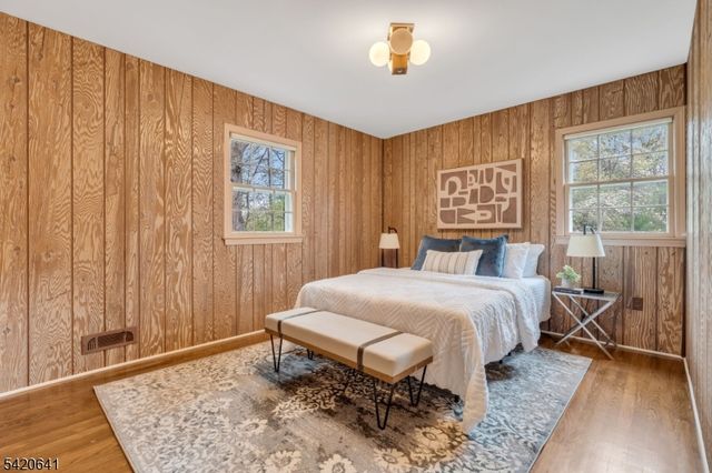 44 Manitou Cir, Westfield Town, NJ 07090