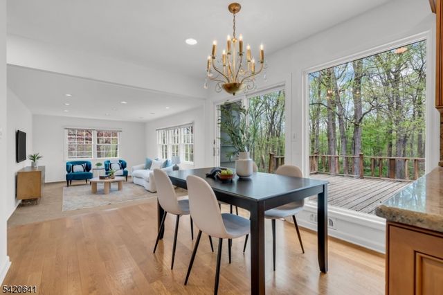 44 Manitou Cir, Westfield Town, NJ 07090