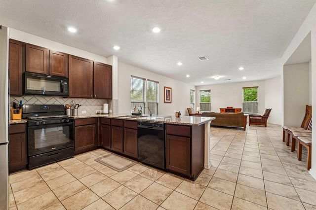2615 White Bluff Lane, Houston, TX 77038